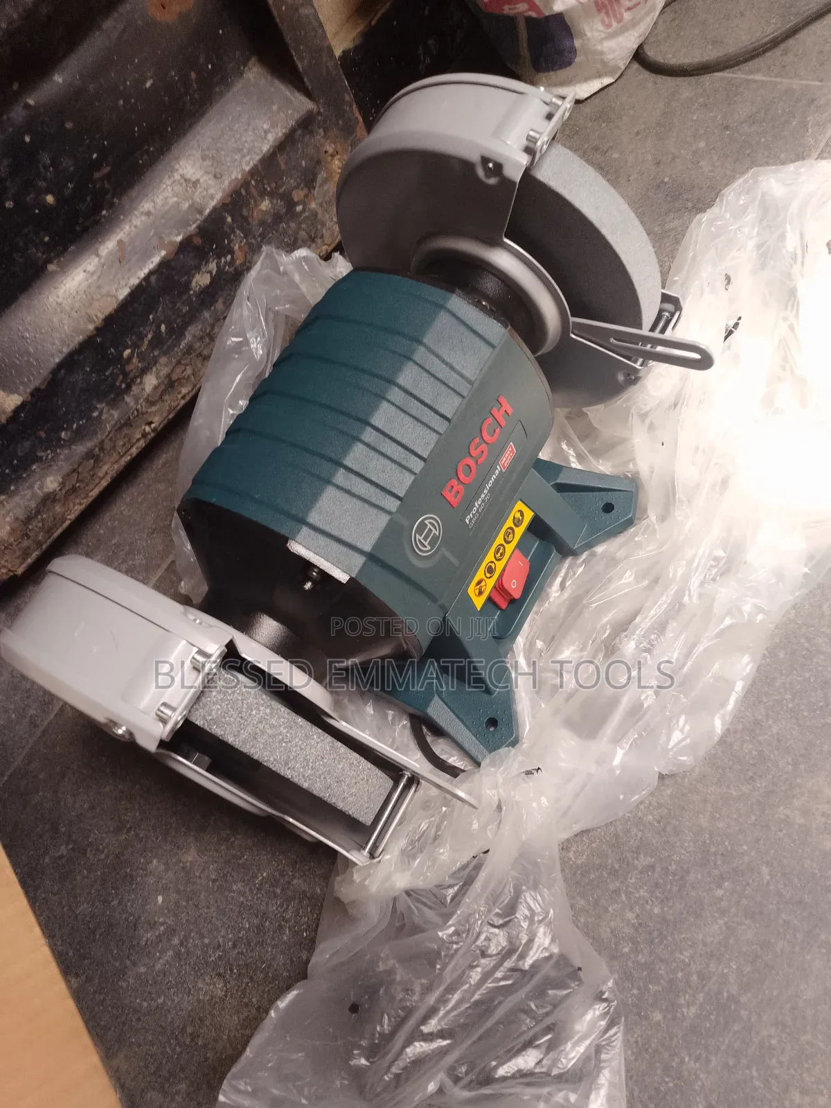Bosch Bench Grinding Machine