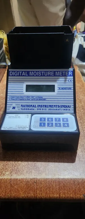 Digital Moisture Meter