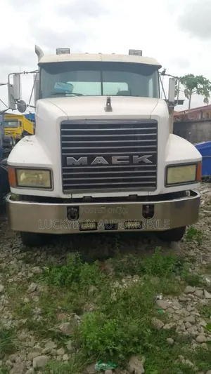 Mack Ch Trailer Head