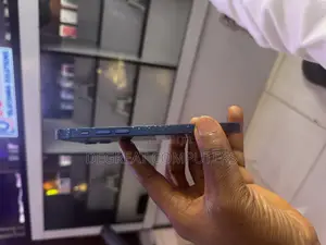 Apple iPhone 12 64 GB Blue