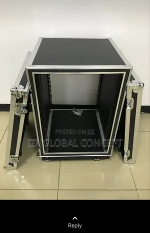 16 Units Amplifier Rack Covered Body