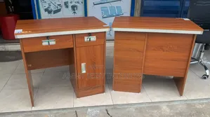 Standard Quality Modern Office Table