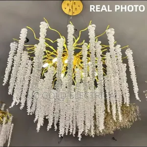Luxurious Crystal Chandelier