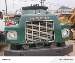 Mack Rmodel 24 Valve Green Color 10 Tires