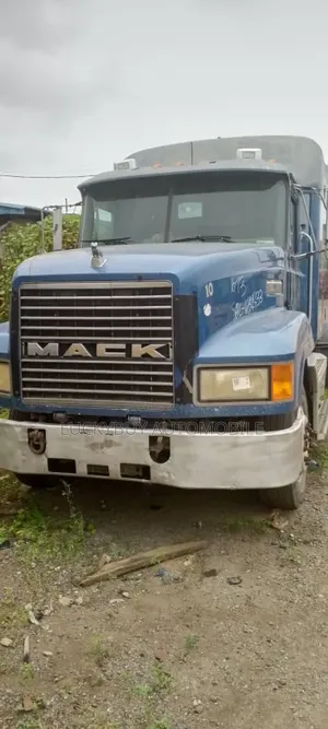 Mack Ch Double Cabin