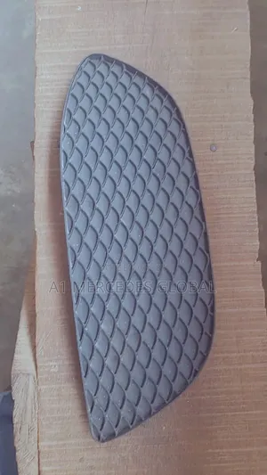 Mercedes-Benz C300 W205 Bumper Net