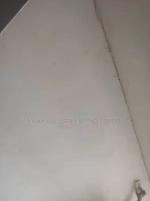 Tailor Your Wall With Mr Putty Screeding