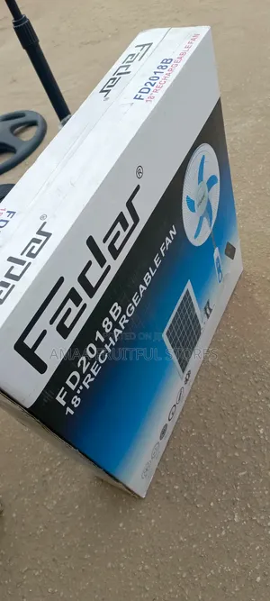 Fadar Rechargeable Fan 18"