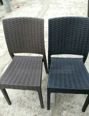 Plastic Restaurant Chair