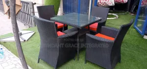 4 Seaters Garden Chairs With Glass Table.