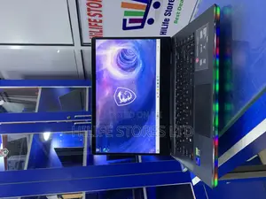 Laptop MSI Raider GE76 12UGS 32GB Intel Core i7 SSD 512GB