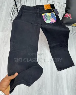 Original Luxury Men's Jeans Louis Vuitton Available In Store