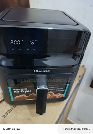 Hisense 6.7l Futuristic Air Fryer H06afbs2s3