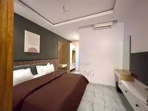 Brand New 2-Bedroom Maisonette With Ps5 Swimming Pool