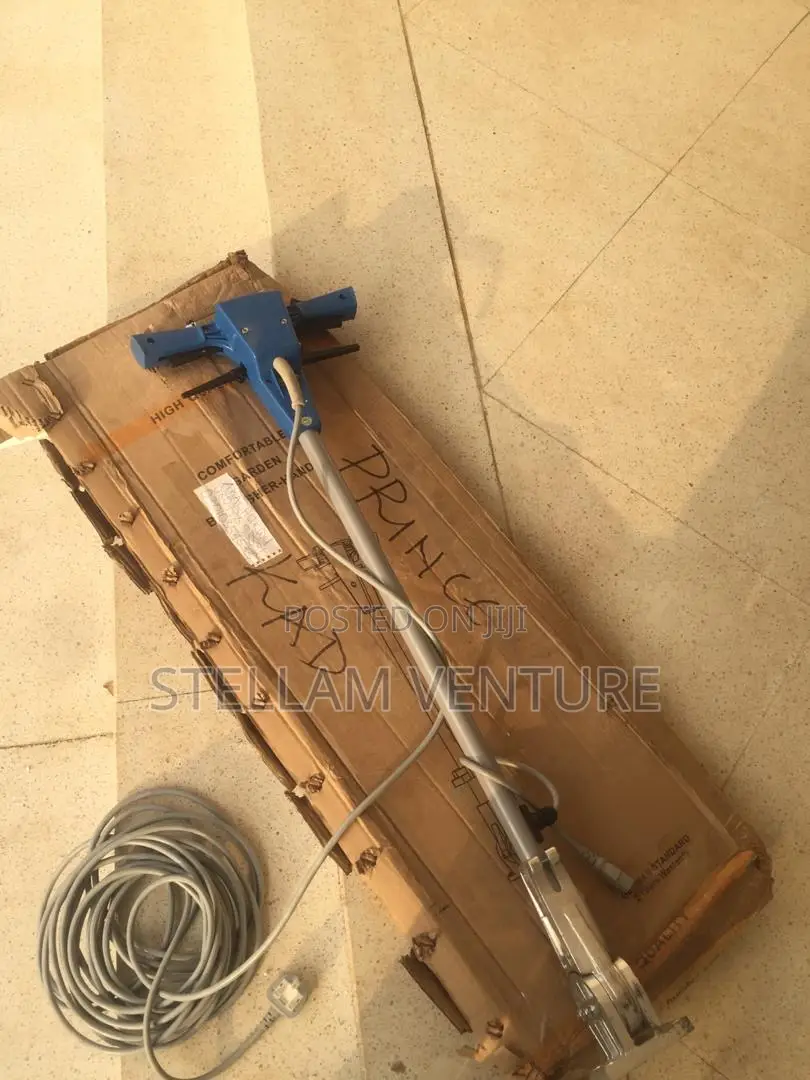 Scrubber Machine