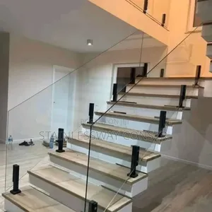 Staircase Glass Spigot Bass Baluster Railing