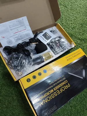 Bm800 Podcast Microphone + V8 Sound Card, Voice Changer