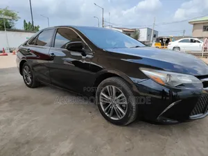 Toyota Camry SE V6 4dr Sedan (3.5L 6cyl 6A) 2013 Black