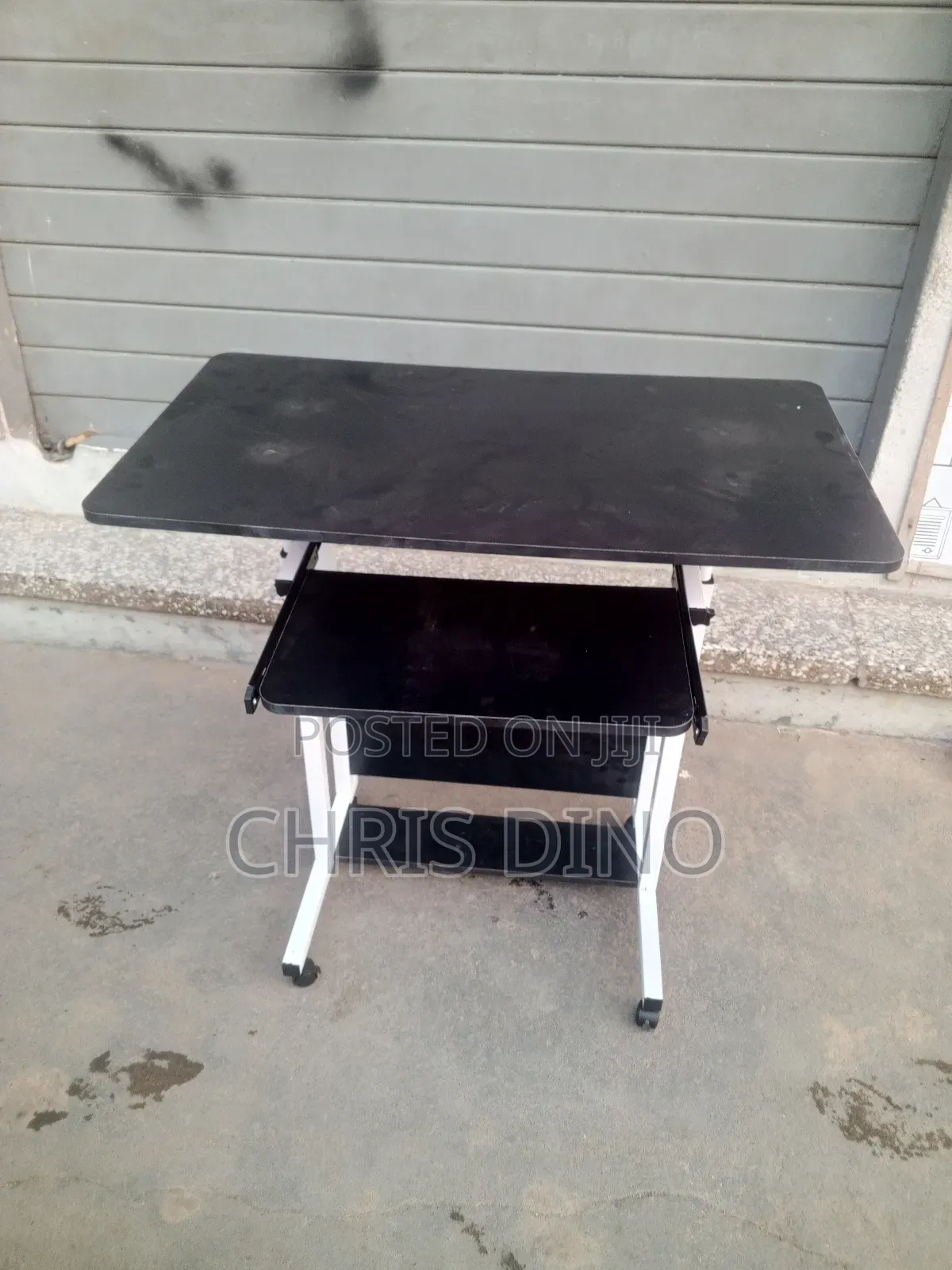 Movable Table
