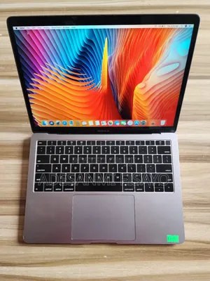 Laptop Apple MacBook 2018 8GB Intel Core i5 SSD 256GB