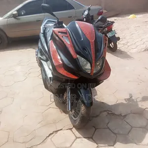 Yamaha Majesty 2020 Black