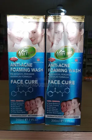 Veet Gold Anti Acne Face Wash With Benzoyl Peroxide