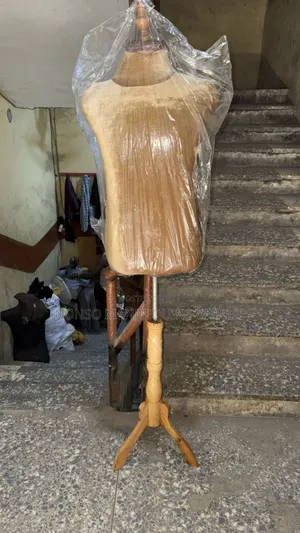 Male Wooden Head And Wooden Leg Naija Made Bodyform