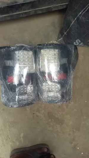 Rear Light for Toyota Tundra 2010 Available Dm
