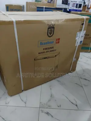 Standard Portable Scanfrost 300litres Chest Freezer