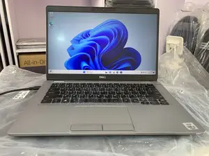 Laptop Dell Latitude 5310 8GB Intel Core I5 SSD 256GB