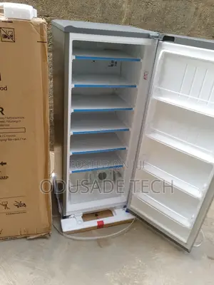 Rapid Cooling Lg Gn-304sl 168l 7 Shelves Upright Freezer