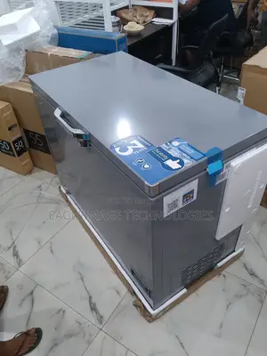 Scanfrost Stay Frosty 300 Litres Chest Freezer