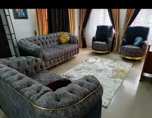 7seater Luxury Modern Sofa Can Be Made in Colors