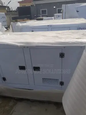 Top-Notch Soundproof Perkins 45kva Heavy Generator