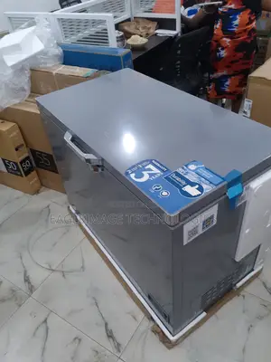 Scanfrost Smart Digital 300 Litres Chest Freezer