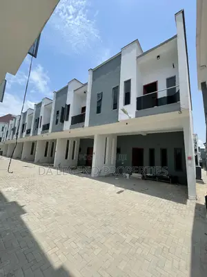 4bdrm Townhouse/Terrace in Ikota for sale