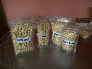 Processed W240 White Cashew Nuts