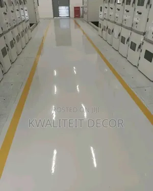Strongly Install Epoxy Flooring Floor