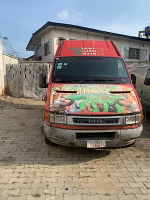 Van Hire In Lekki Phase 1