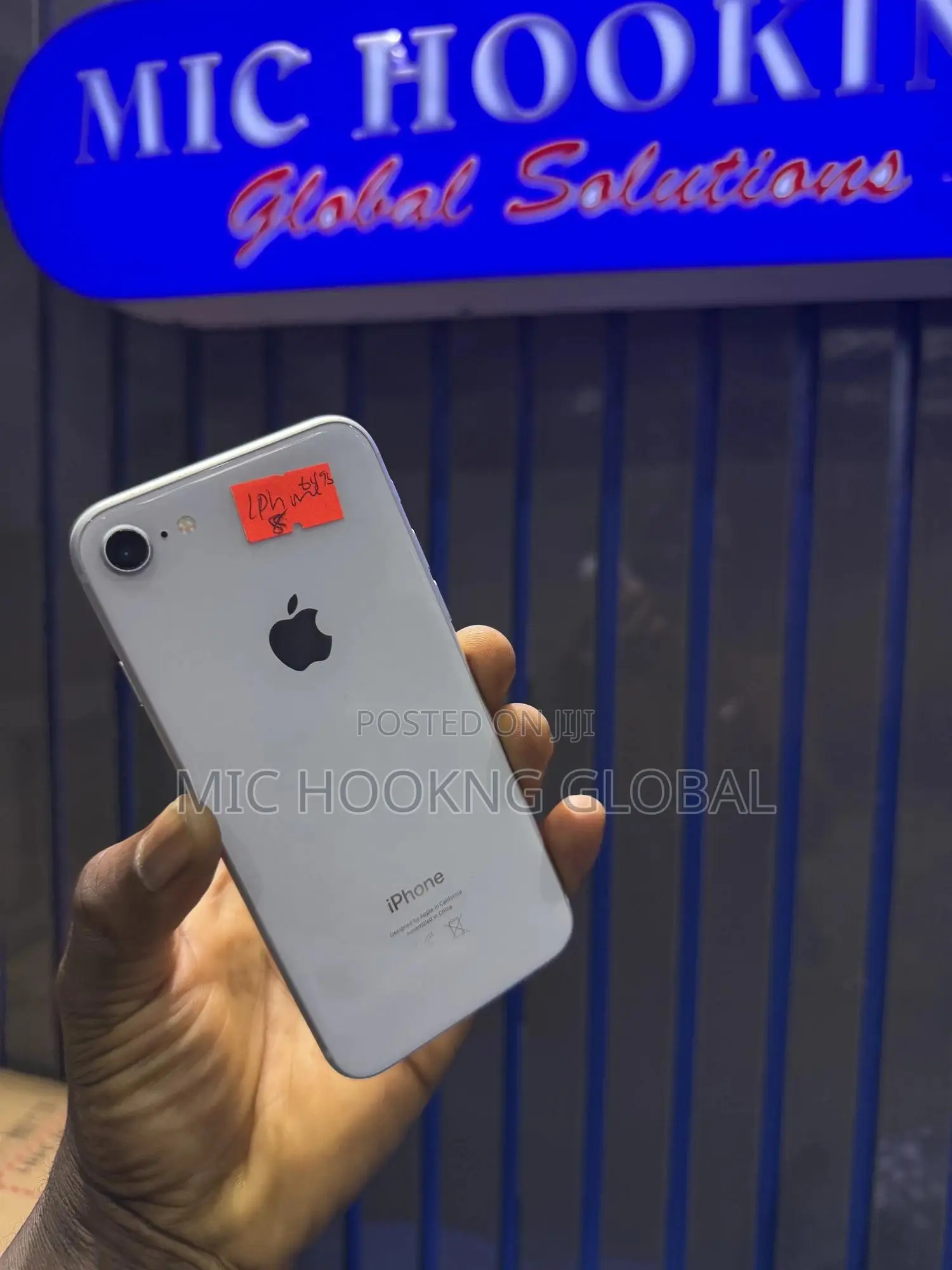 Apple iPhone 8 64 GB White