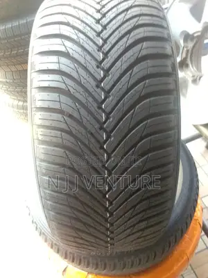 225 45 R18 Maxxis Tires Non China