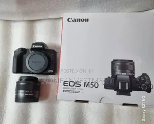 Canon Eos M50 Mirrorless Camera With 15-45mm Lens