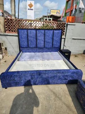 6by6 Bed Frame With a Side Drawer