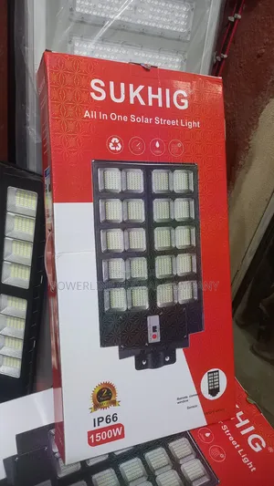 2400w Solar Street Light for Estates/ Companies/ Factories/