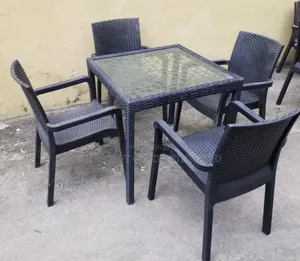Outdoor Sets With 4 Chairs and a Glass Table Top.