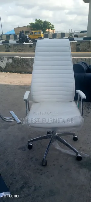 White B430 Executive Chair for Office