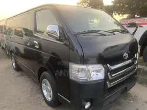 Toyota HiAce 2012 Blue