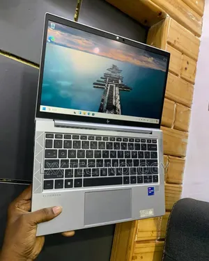 Laptop HP EliteBook 830 G8 32GB Intel Core I7 SSD 512GB
