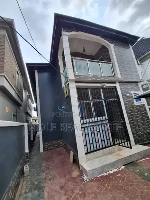 Duplex 2 Bedroom All en Suit at Lame Akute