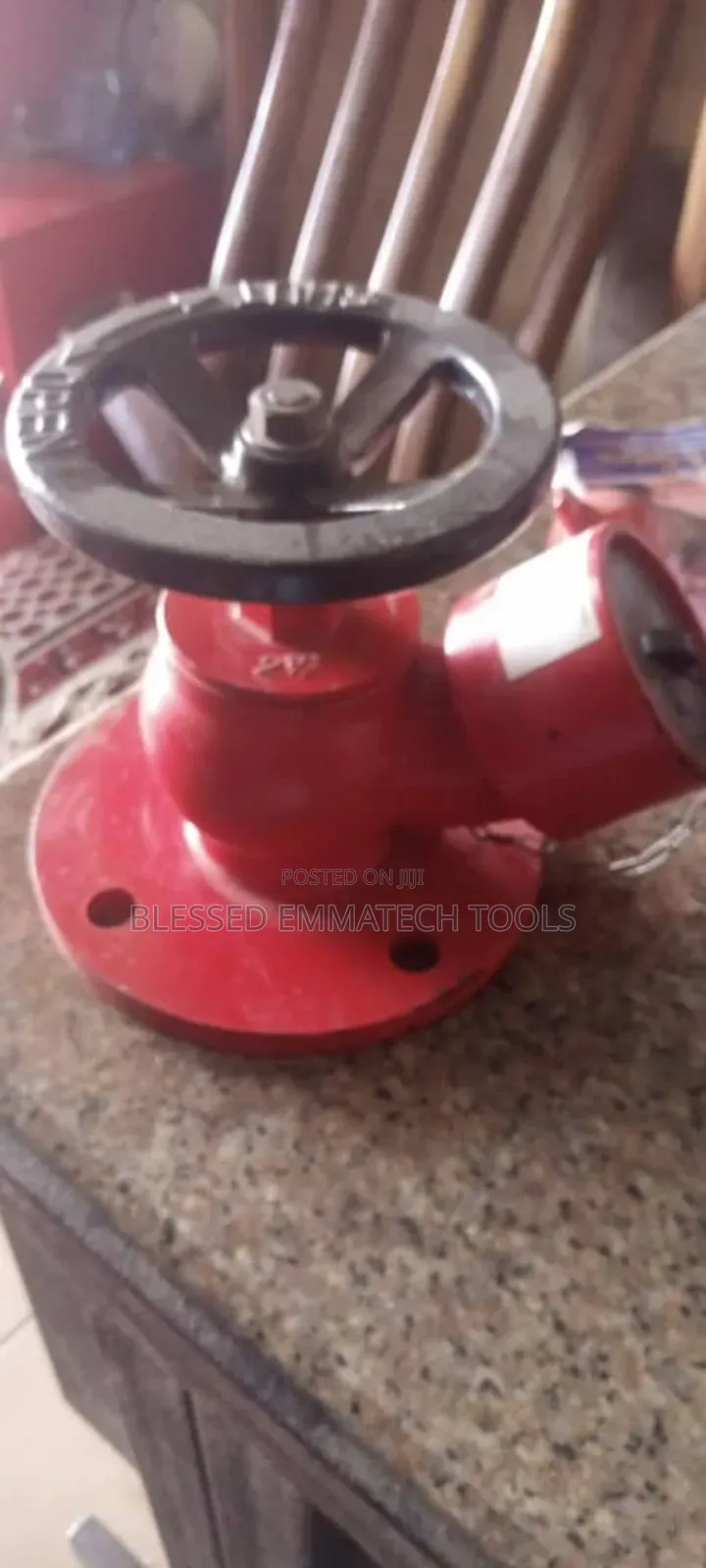Land Valve